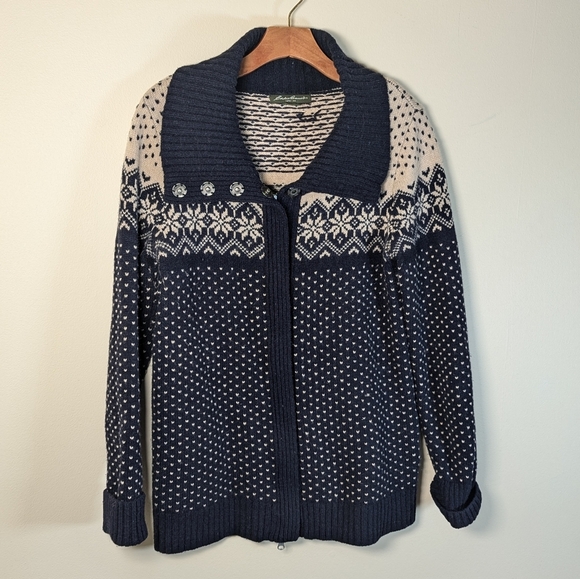 Eddie Bauer Sweaters - Cozy Nordic Dream ✨ Eddie Bauer Lambswool Blend Zip-Up Sweater – Size Medium (Ta